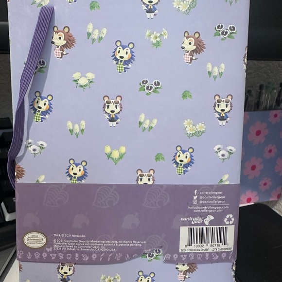 Animal Crossing Journal with Notebook and Calendar - Purple - Picture 2 of 2
